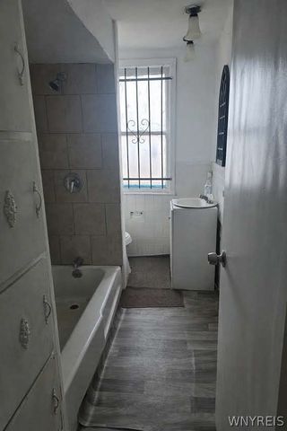 60 West Delavan Avenue N, Buffalo, NY 14213