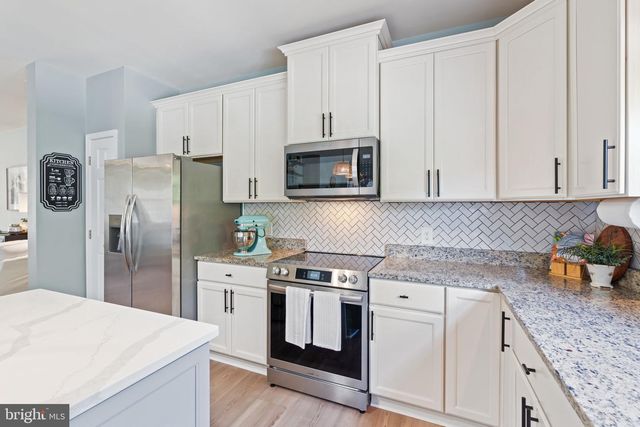 519 ENGLISH OAK LN, Prince Frederick, MD 20678