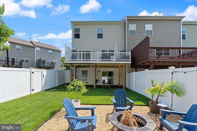519 ENGLISH OAK LN, Prince Frederick, MD 20678
