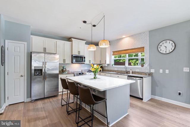 519 ENGLISH OAK LN, Prince Frederick, MD 20678
