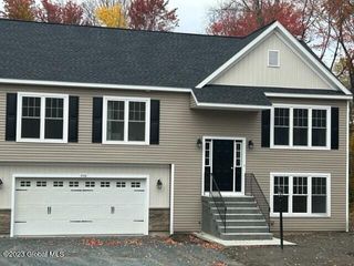 578 NYS 355 Cooper Hill Rd, Poestenkill, NY 12198