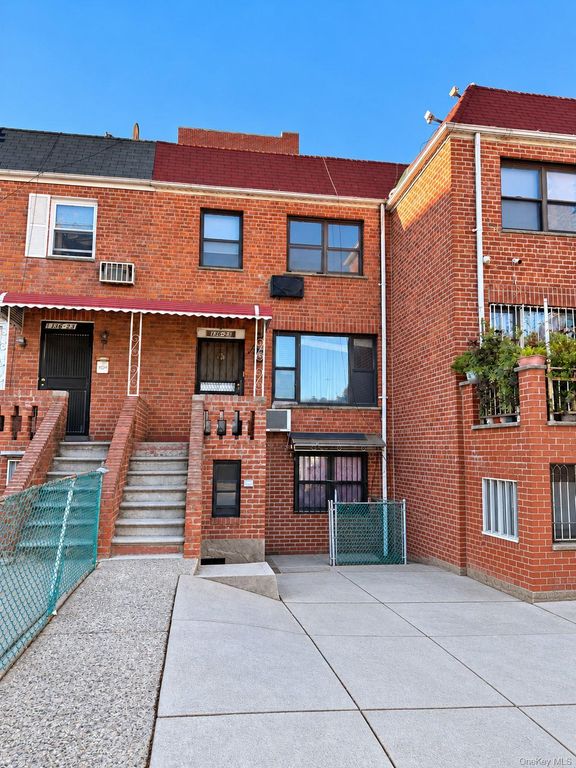 136-25 Cherry Avenue, Flushing, NY 11355 — photo 2