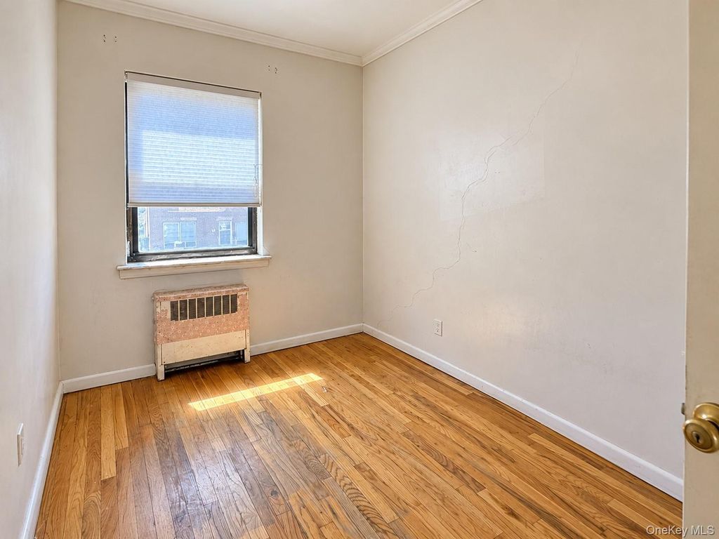 136-25 Cherry Avenue, Flushing, NY 11355 — photo 3