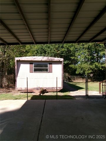 3614 Fondulac Street, Muskogee, OK 74401