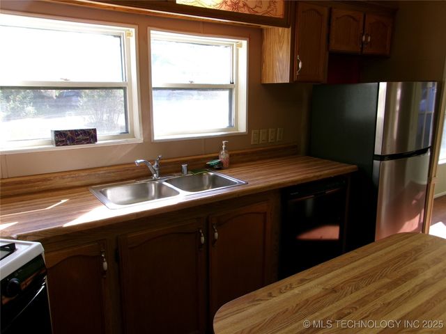 3614 Fondulac Street, Muskogee, OK 74401