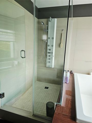 686 BURGOS, Caguas, PR 00725