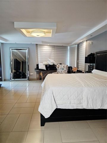 686 BURGOS, Caguas, PR 00725