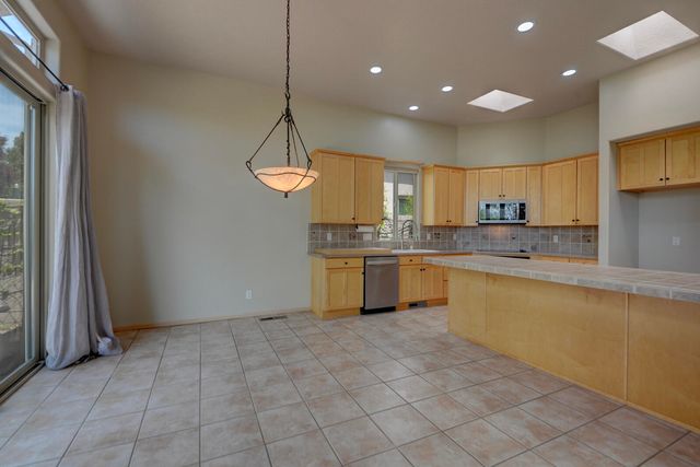6309 Greyleaf Trail NE, Albuquerque, NM 87111