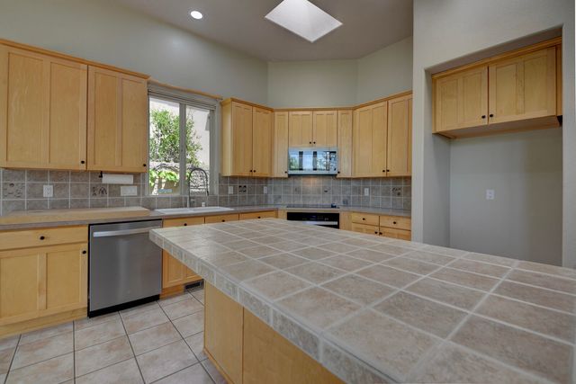 6309 Greyleaf Trail NE, Albuquerque, NM 87111