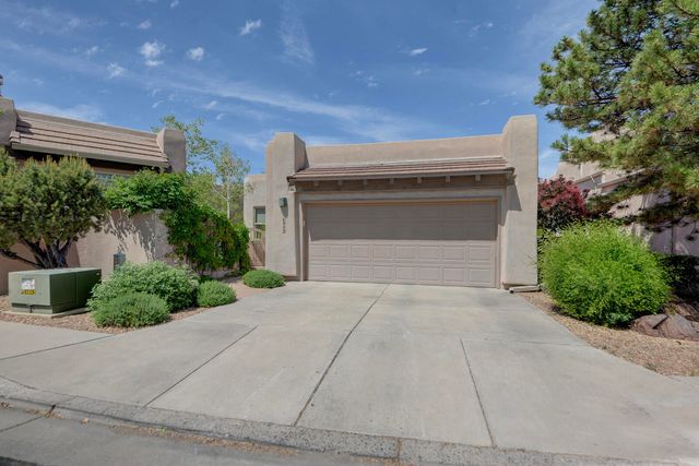 6309 Greyleaf Trail NE, Albuquerque, NM 87111