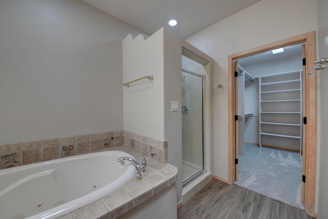6309 Greyleaf Trail NE, Albuquerque, NM 87111