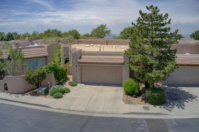 6309 Greyleaf Trail NE, Albuquerque, NM 87111