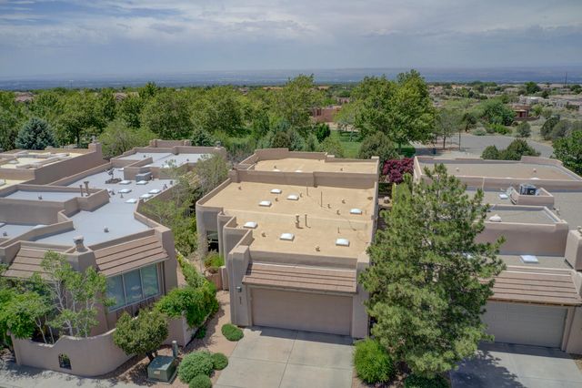 6309 Greyleaf Trail NE, Albuquerque, NM 87111