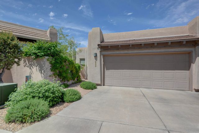 6309 Greyleaf Trail NE, Albuquerque, NM 87111