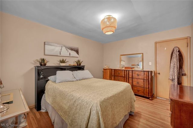 11362 Blossom Avenue, Parma Heights, OH 44130