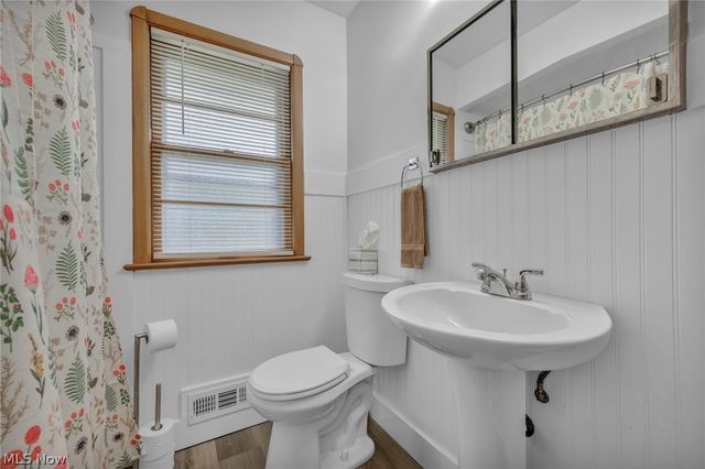 11362 Blossom Avenue, Parma Heights, OH 44130