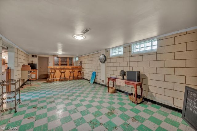 11362 Blossom Avenue, Parma Heights, OH 44130