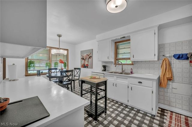 11362 Blossom Avenue, Parma Heights, OH 44130