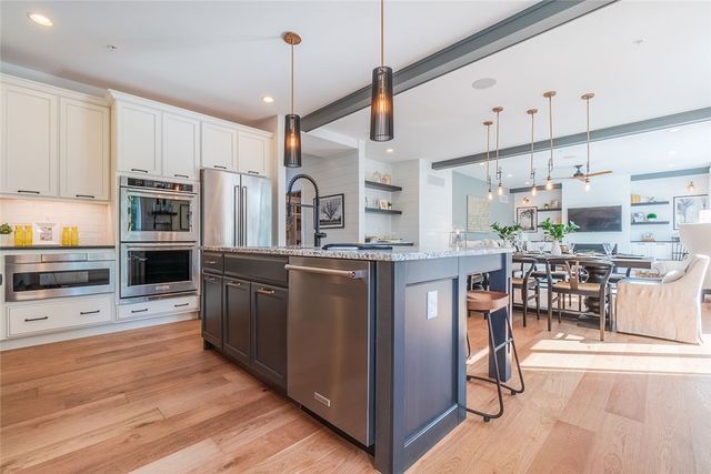 6004 Beechmont Drive, Oakdale, PA 15071