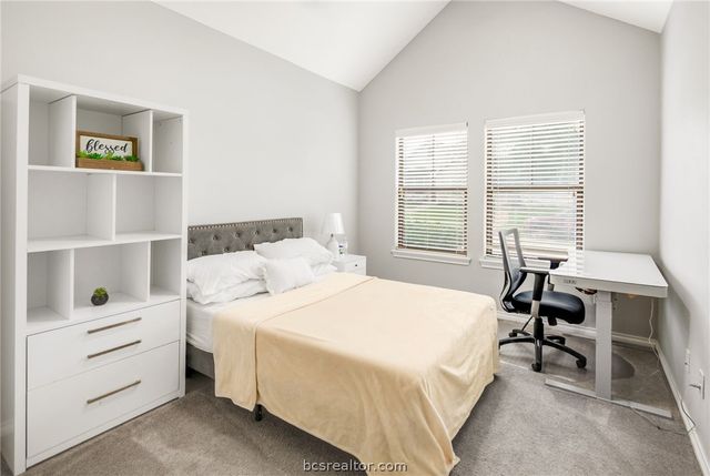 3824 Blackhawk Lane, College Station, TX 77845