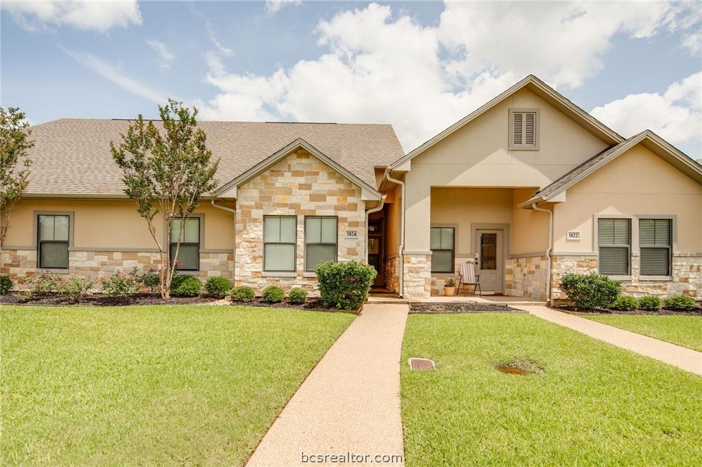 3824 Blackhawk Lane, College Station, TX 77845