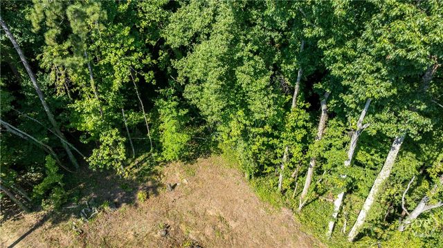 6182 Hutchins Drive, Buford, GA 30518