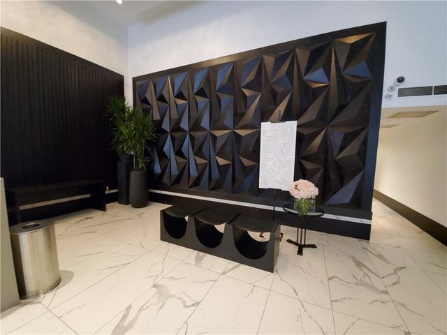 400 W Peachtree Street NW 1614, Atlanta, GA 30308