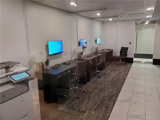 400 W Peachtree Street NW 1614, Atlanta, GA 30308