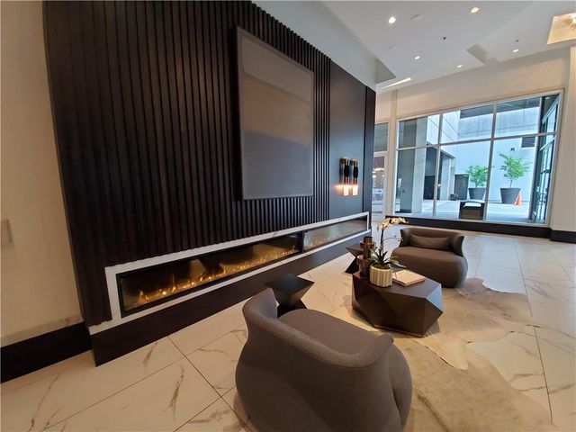 400 W Peachtree Street NW 1614, Atlanta, GA 30308