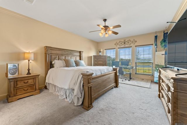 6569 Lakeridge Dr, Zachary, LA 70791