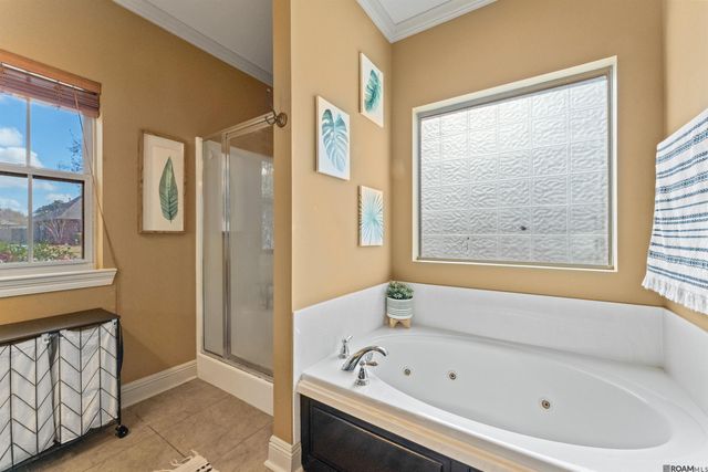 6569 Lakeridge Dr, Zachary, LA 70791