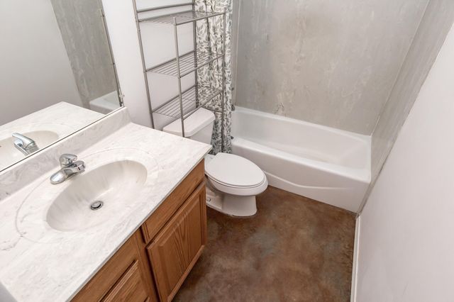 1209 Poplar Avenue, Moriarty, NM 87035