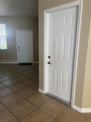 12398 SW 125th Ter, Miami, FL 33186