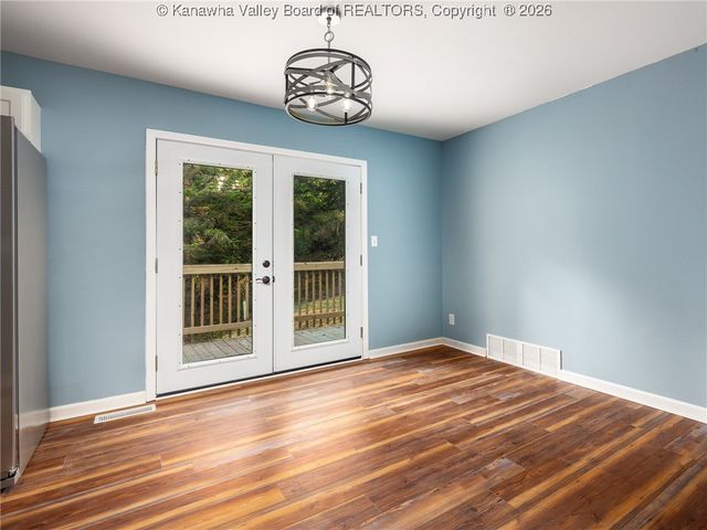 80 Prescott Drive, Charleston, WV 25314