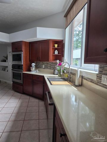 5908 Hurst Hammock Rd, Pensacola, FL 32526