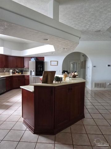 5908 Hurst Hammock Rd, Pensacola, FL 32526