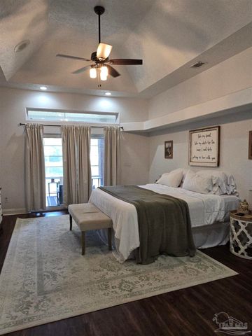 5908 Hurst Hammock Rd, Pensacola, FL 32526