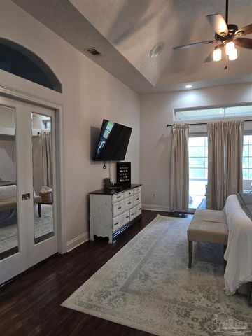 5908 Hurst Hammock Rd, Pensacola, FL 32526