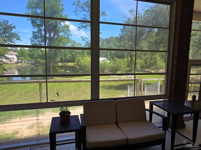 5908 Hurst Hammock Rd, Pensacola, FL 32526