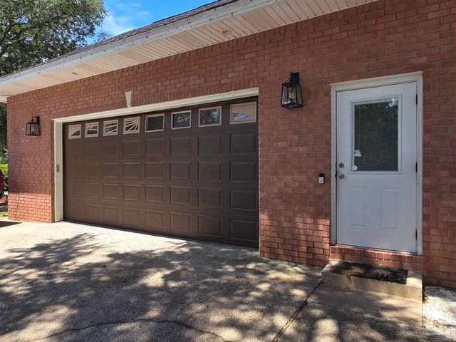 5908 Hurst Hammock Rd, Pensacola, FL 32526