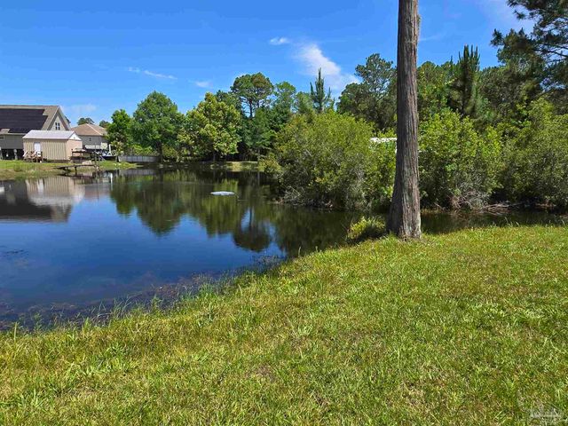 5908 Hurst Hammock Rd, Pensacola, FL 32526