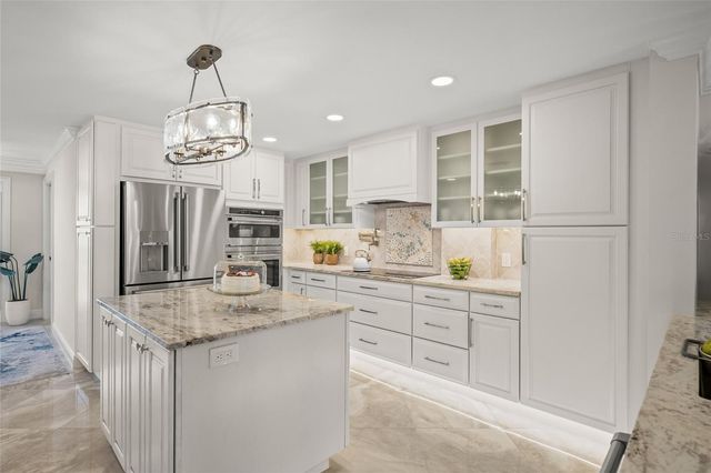 5880 MIDNIGHT PASS ROAD 910, Sarasota, FL 34242