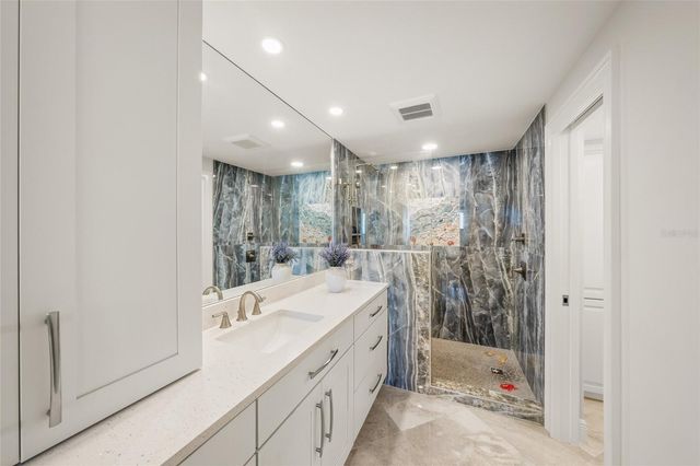 5880 MIDNIGHT PASS ROAD 910, Sarasota, FL 34242