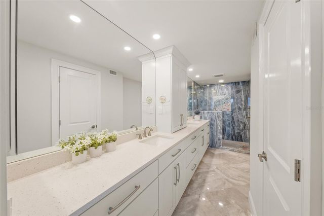 5880 MIDNIGHT PASS ROAD 910, Sarasota, FL 34242