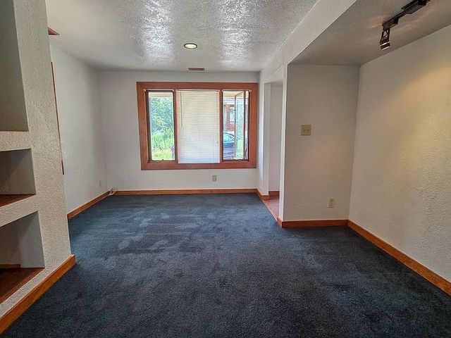 610 Dawson Street, Wall Boro, PA 15148