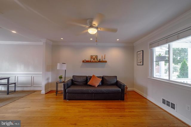 234 WESMOND DR, Alexandria, VA 22305