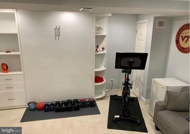 234 WESMOND DR, Alexandria, VA 22305