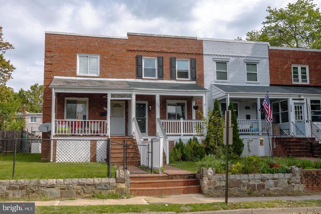 234 WESMOND DR, Alexandria, VA 22305