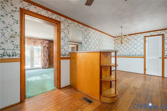 615 Seay Rd, Manakin Sabot, VA 23103