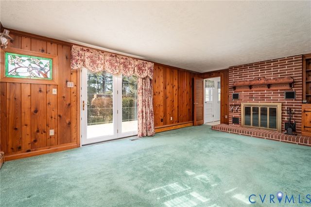 615 Seay Rd, Manakin Sabot, VA 23103